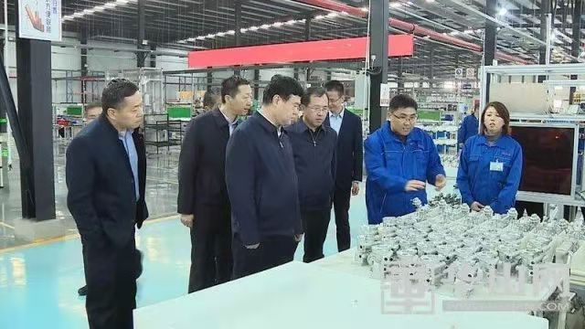 μ����ί���κ�������μ��J9���Ų�ҵ԰���в��쵼����