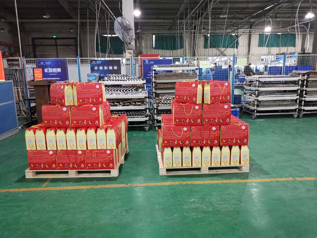 �᳹����������ȫ��ȷ������������һ��Ա��